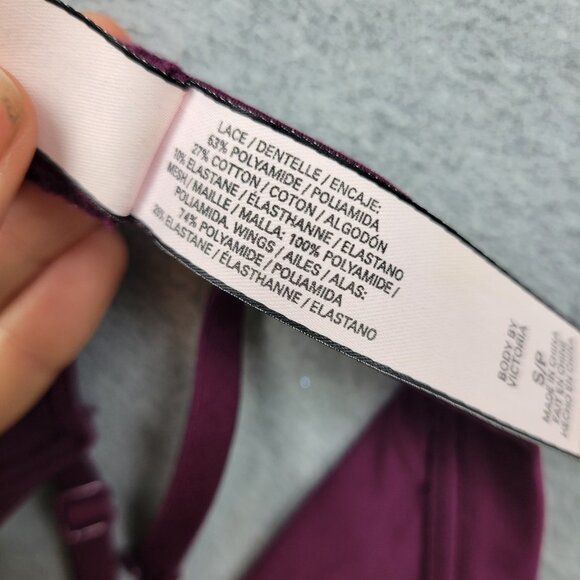Victoria's Secret Size Small‎ High Neck Lace Bralette Burgundy Red Lace Shimmer - Picture 10 of 16